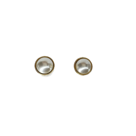 Mitu stud pearl earrings