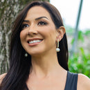 Encanto pearl earrings
