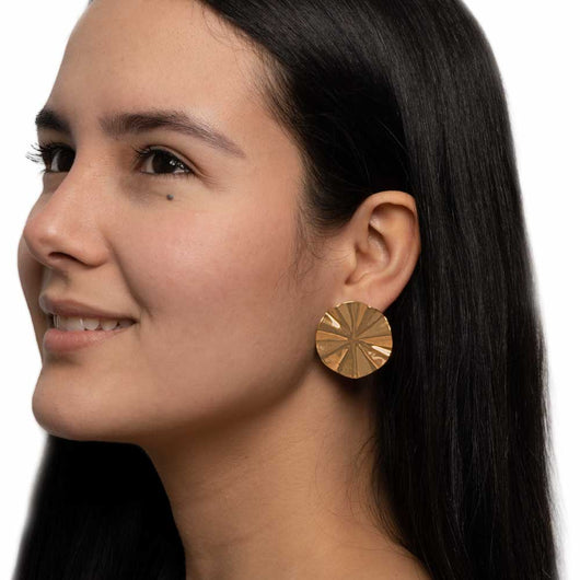 La frontera gold earrings