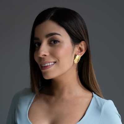 Escudo earrings gold